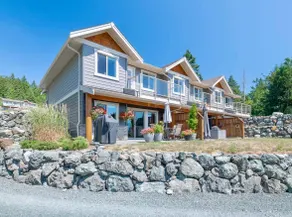 The Maples Retreat 3bd Sproat Lake w/ boat slip - Image 2