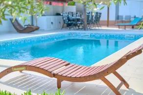 Villa Divulja Beachfront - 4 Bedroom Villa - Stunning Sea Views - Perfect for Families - Image 4