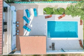 Villa Divulja Beachfront - 4 Bedroom Villa - Stunning Sea Views - Perfect for Families - Image 2