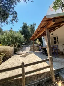 Charming house surrounded by olive trees - Image 2