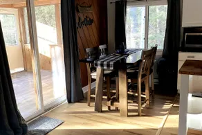 4 bedroom house with Hot Tub, close to skiing and Moose Pond - Image 4