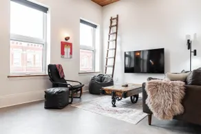 Juno Lofts: Memories of SoHo - Image 2