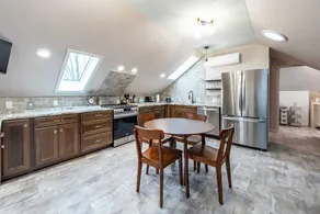 Private Executive Suite - Image 2