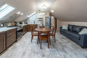 Private Executive Suite - Image 4