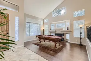 Spacious home in the heart of the West Valley with heated pool and game room - Image 5