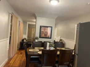 Modern 2BR Apartment Near City & Dining - Image 2