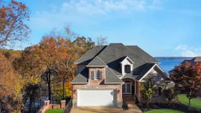 Luxury Pickwick Lake home with Million Dollar View - Image 2