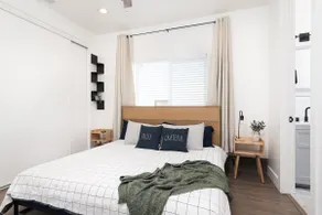 Spotless: Quiet, Private, KING cozy beds, fun yard - Image 5