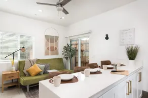 Spotless: Quiet, Private, KING cozy beds, fun yard - Image 2