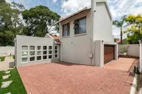 Cozy cottage, private entrance. - Image 3
