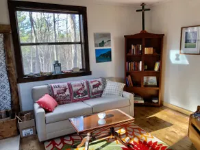 Mapleridge Cabin - Image 2