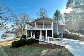Laker's Acres: Stunning View, Sleeps 14, Private - Image 3