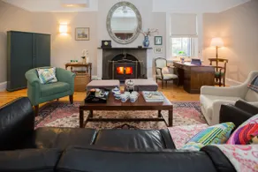 Burra House - Stylish Country House in Burra. - Image 4