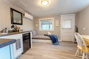 Cabin for two with lake views & access Now featuring AC Wi-FI and TV - Image 4