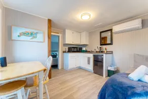 Cabin for two with lake views & access Now featuring AC Wi-FI and TV - Image 5
