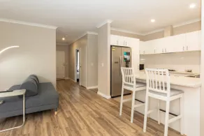 Modern Perth House Near Airport Stadium & Shopping - Image 5