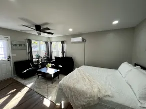 Large Studio W/ King Bed | Easy Highway Access! - Image 5
