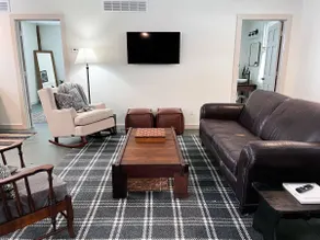 Nadine's - Image 3