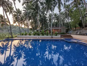 AC Cottage With Swimming Pool - Image 5