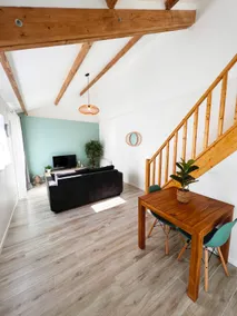 Charming, quiet house / Private garden - Image 2