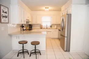Cozy 3-bedroom home in BA - Image 4