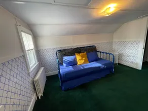 Lakefront Lovely Cottage - Image 2