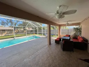 Hidden Gem- stylish 3BR house w/heated pool - Image 5