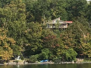 Spacious, peaceful house overlooking Cayuga Lake - Image 2