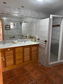 Extra Virgin Olive Oil House - Image 4