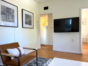 Pearl Street Loft - Image 3