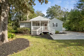 Ladybug Cottage - Image 4