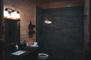 Luxurious 4 bedroom lodge nestled in nature! - Image 3