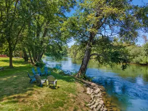 Stone River Retreat, sleeps 14, pool and spa - Image 4