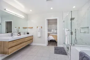 NEW! Luxury Modern 4BR In Heart of Silicon Valley - Image 3