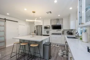 NEW! Luxury Modern 4BR In Heart of Silicon Valley - Image 2