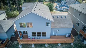 Modern Home in Beautiful Columbia Gorge Area - Image 5