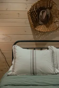 The Parlor/ Cozy Two Bedroom Apartment - Image 5