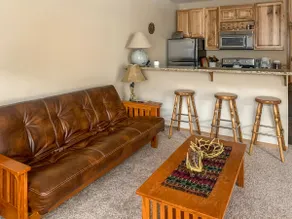 Charming Ski in-out 1 Bedroom Condo - Image 2
