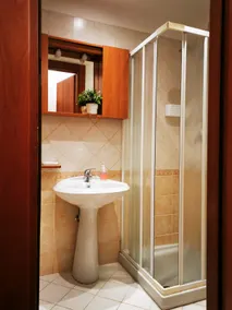 Valenza, cozy two-room apartment in the city center - Image 2