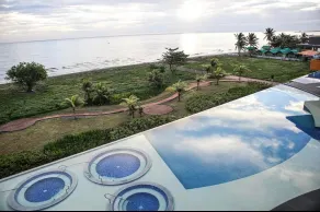 Seafront Residences Vacation Getaway - Image 3