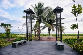 Seafront Residences Vacation Getaway - Image 4