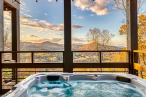 Spectacular Views - Golden Tee - Shuffle Board - Hot Tub - 4 King Rooms - Image 4
