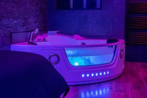 BLUE NIGHT - Jacuzzi - Bord de Seine - Image 4