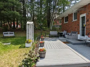 Waterfront Cottage with Pool & Hot Tub. - Image 4