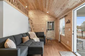 Beautiful cabin just seconds from Dale Hollow Lake - Image 5