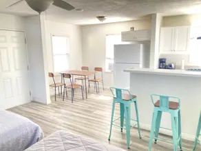 Little Betty’s Hideaway. No cleaning fee - Image 3