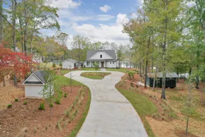 Spacious Cottage on Lake.Perfect for Family Fun! - Image 5