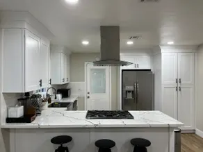 Mid century style newly remodel 2 bed 2 bathrooms - Image 4