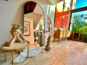 Art Deluxe Loft | Pools, Gym, Roof, Fast Wifi - Image 2