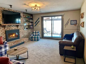 Roberds Lake Retreat- 4 BR,Pontoon,Hot Tub,Game Rm - Image 4